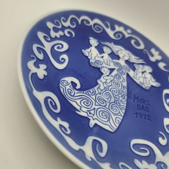 Royal Copenhagen Plate Mors Dag 1972 Mothers Day Blue Children Gift 6 Inch - Picture 3 of 7